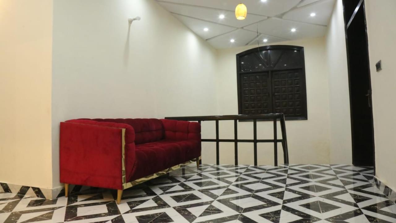 Hotel De Smart Multan Exterior photo